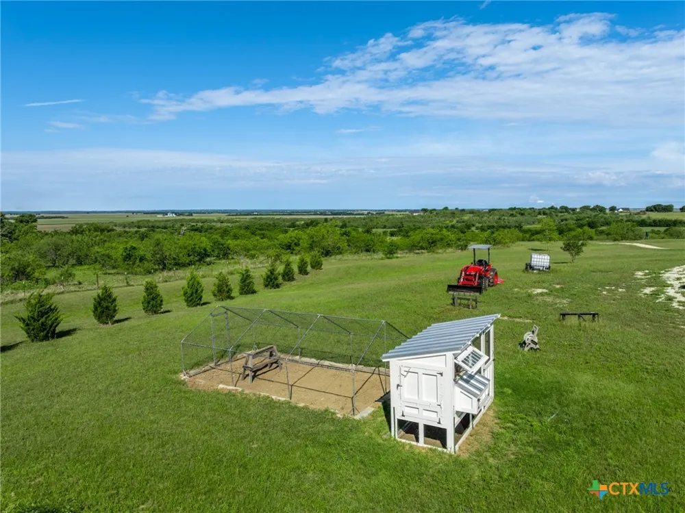1227 Alexander Road Moody, TX 76557