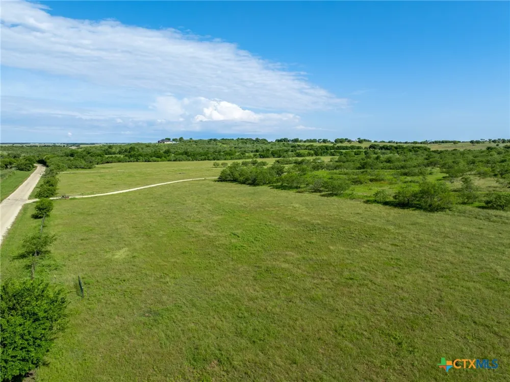 1227 Alexander Road Moody, TX 76557