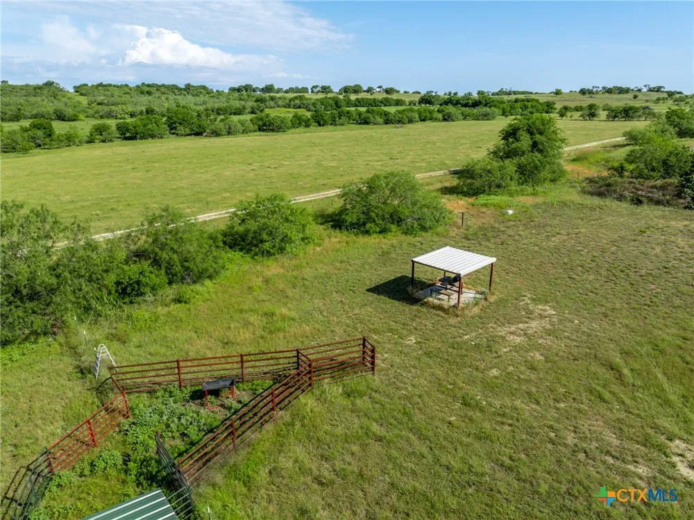 1227 Alexander Road Moody, TX 76557