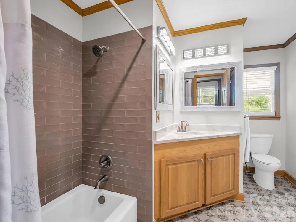 72 McEntire Road Tryon, NC 28782