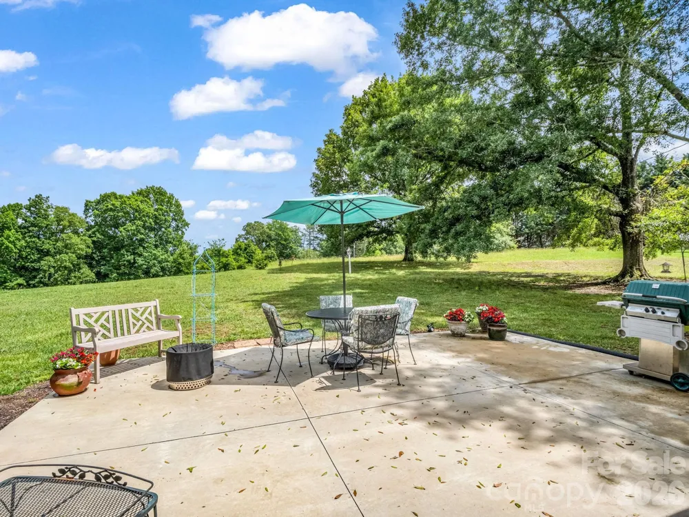 72 McEntire Road Tryon, NC 28782