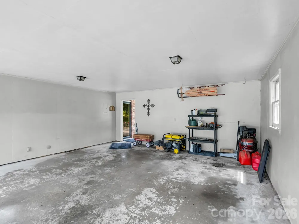 72 McEntire Road Tryon, NC 28782