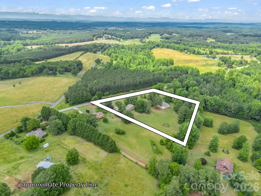 72 McEntire Road Tryon, NC 28782