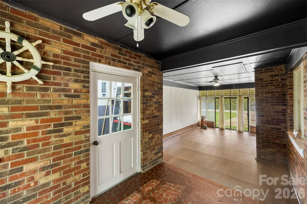 2829 Bettis Road Grover, NC 28073