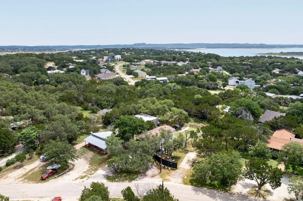 1070 Timberlane Drive Canyon Lake, TX 78133