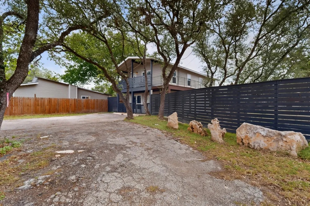 1070 Timberlane Drive Canyon Lake, TX 78133