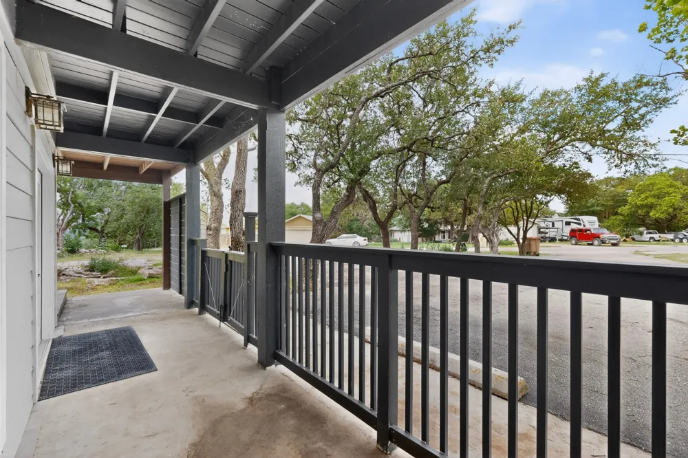 1070 Timberlane Drive Canyon Lake, TX 78133