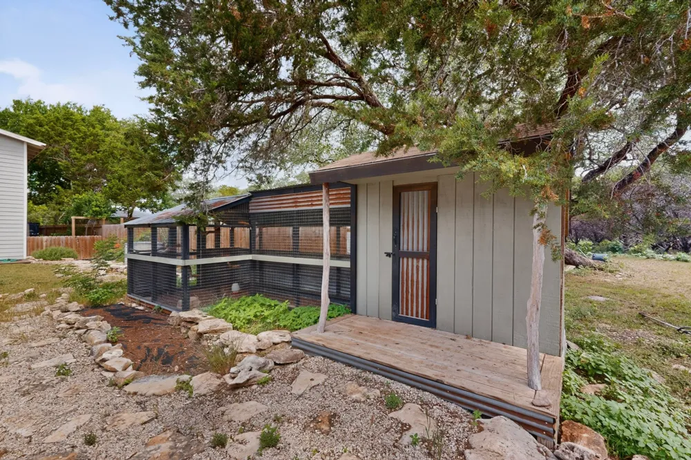 1070 Timberlane Drive Canyon Lake, TX 78133