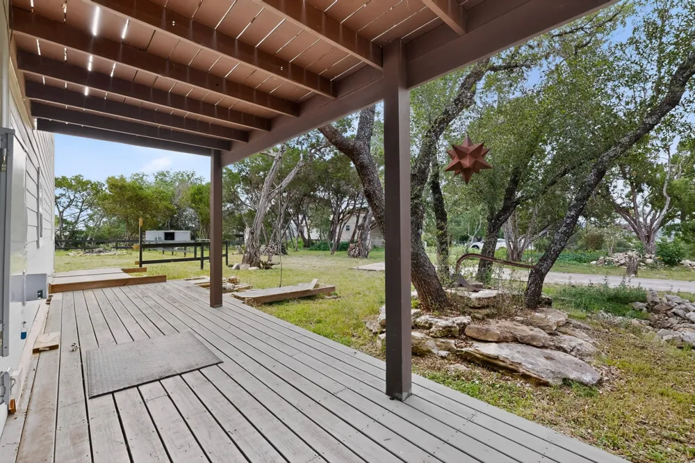 1070 Timberlane Drive Canyon Lake, TX 78133