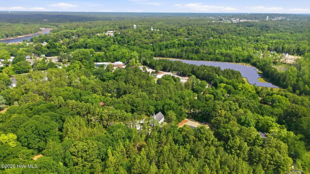 208 Blue Street Aberdeen, NC 28315