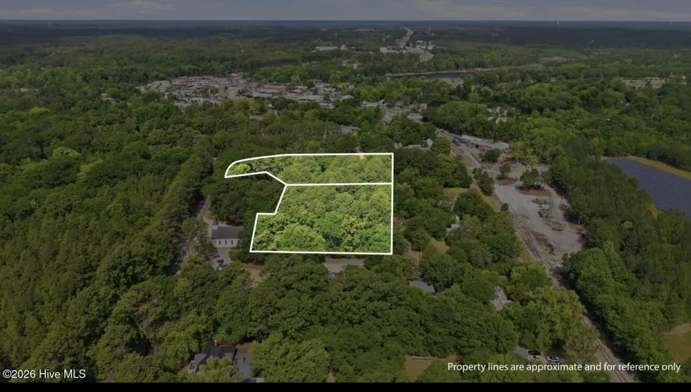 208 Blue Street Aberdeen, NC 28315