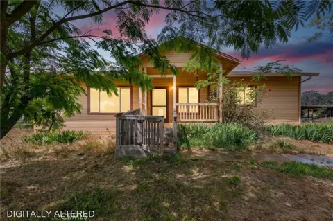 5670 Clay Trail