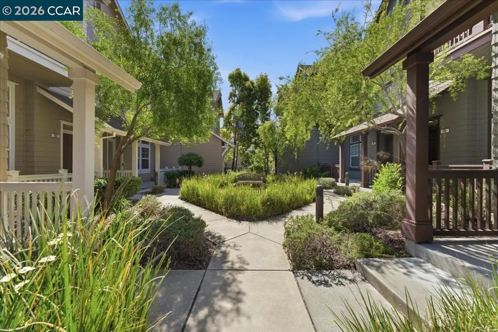 108 Serra Way San Pablo, CA 94806