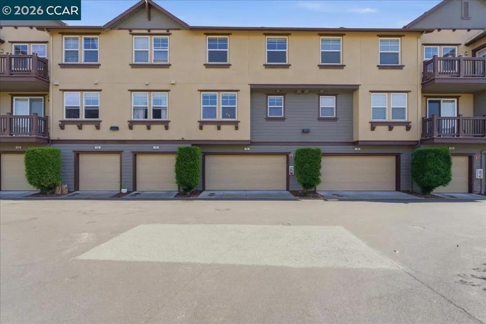 108 Serra Way San Pablo, CA 94806