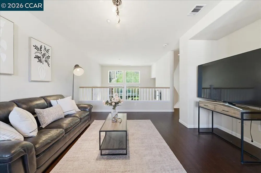 108 Serra Way San Pablo, CA 94806