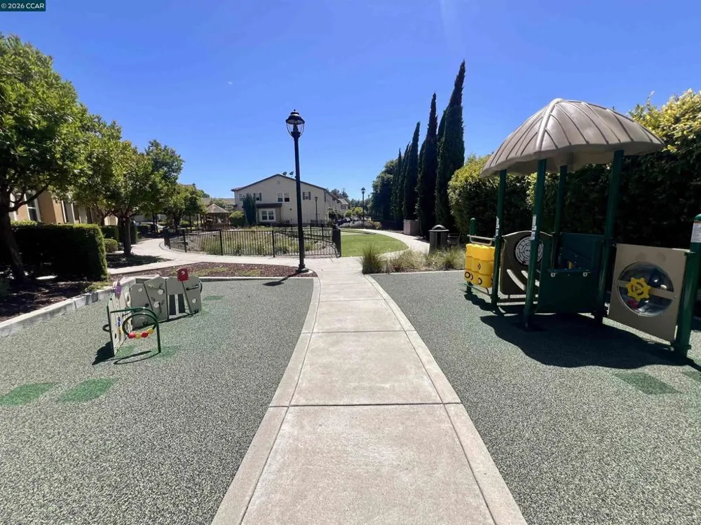 108 Serra Way San Pablo, CA 94806