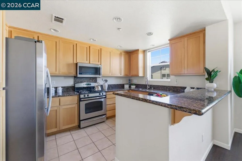 108 Serra Way San Pablo, CA 94806