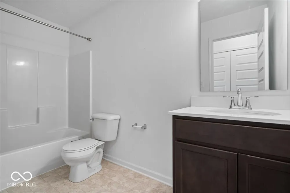 13194 Landing Circle E Camby, IN 46113