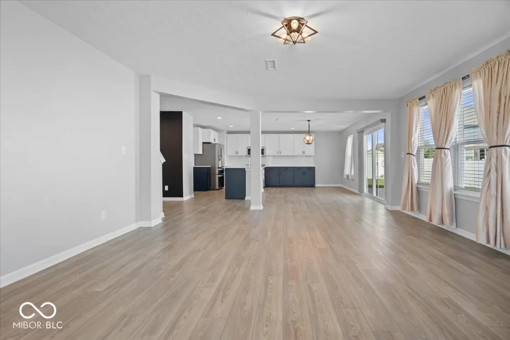 13194 Landing Circle E Camby, IN 46113