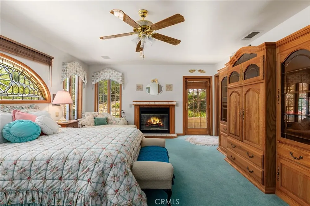 36350 Butterfly Peak Mountain Center, CA 92561