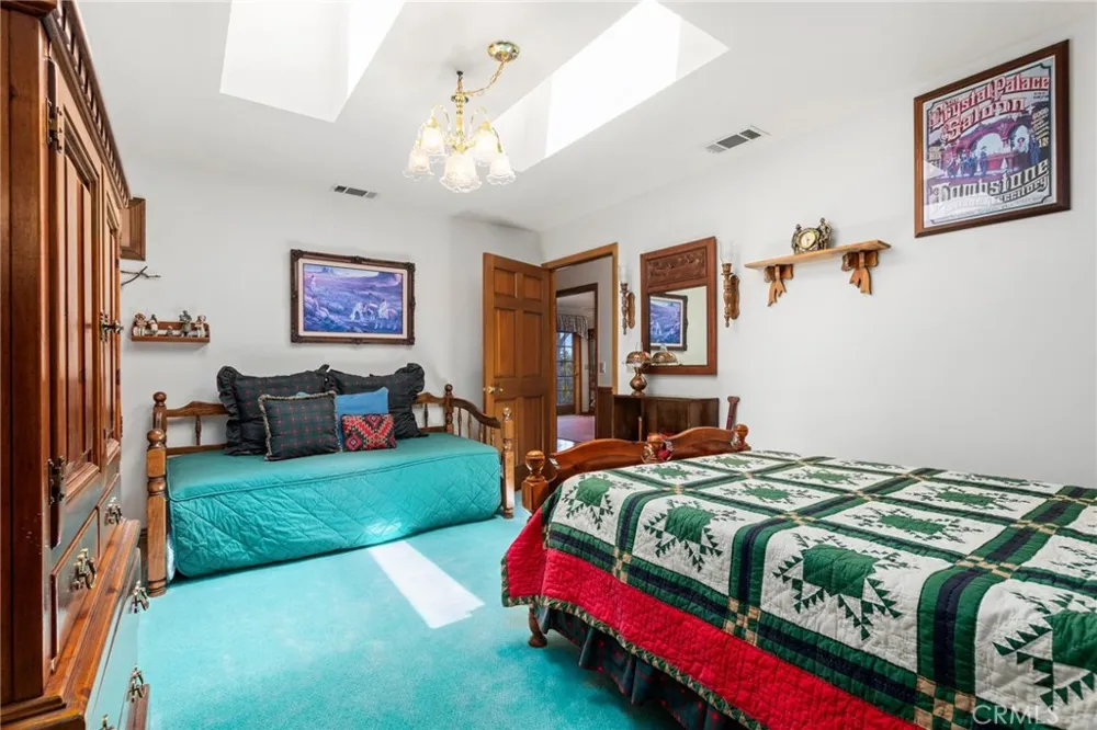 36350 Butterfly Peak Mountain Center, CA 92561