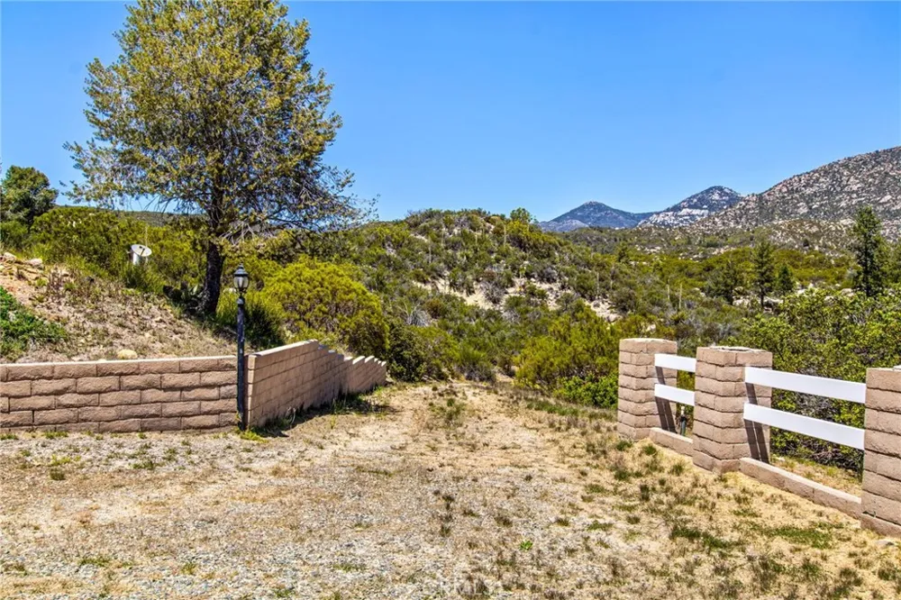 36350 Butterfly Peak Mountain Center, CA 92561