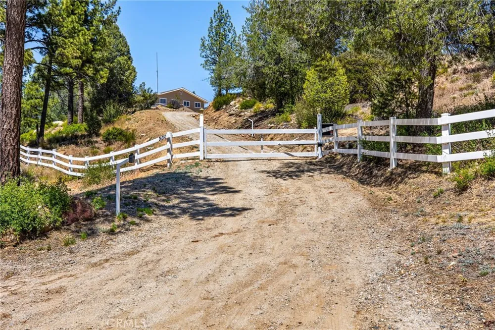 36350 Butterfly Peak Mountain Center, CA 92561