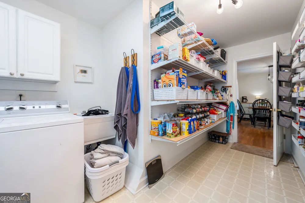570 Martin Mill RD Moreland, GA 30259