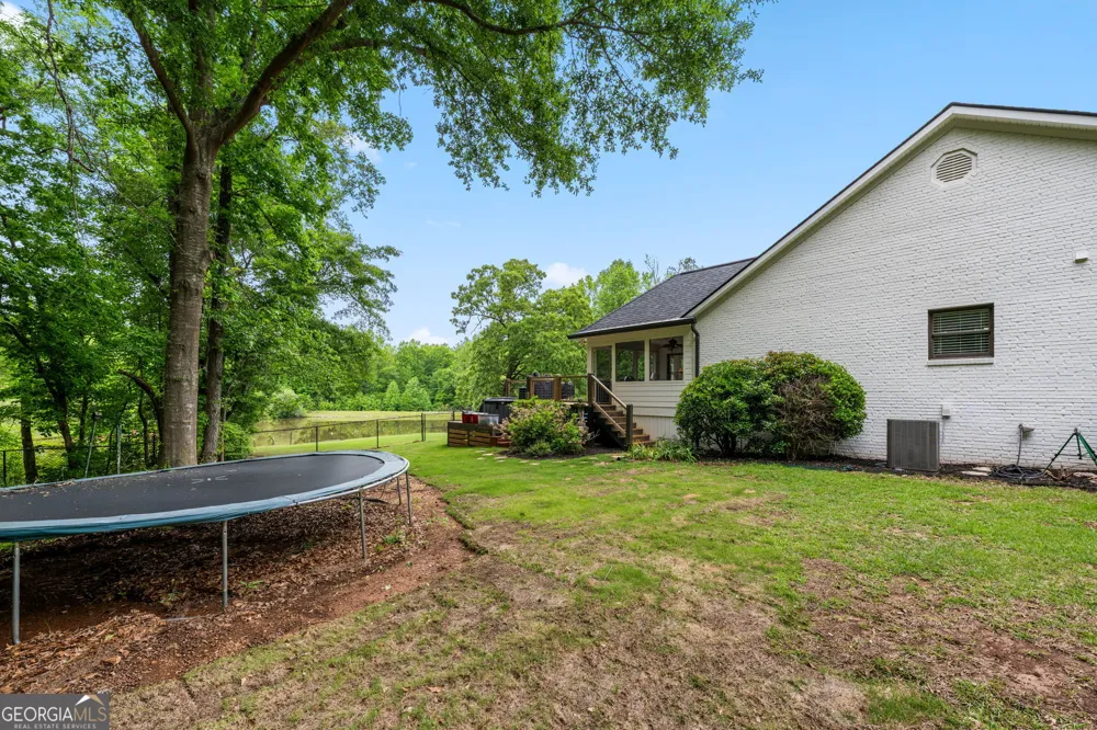570 Martin Mill RD Moreland, GA 30259