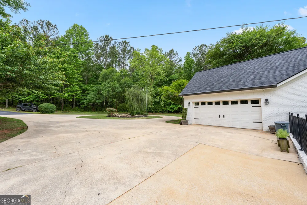 570 Martin Mill RD Moreland, GA 30259