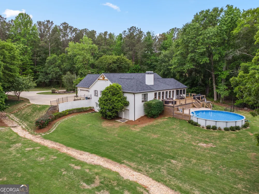 570 Martin Mill RD Moreland, GA 30259