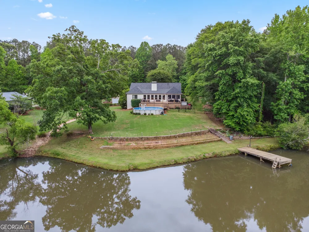 570 Martin Mill RD Moreland, GA 30259