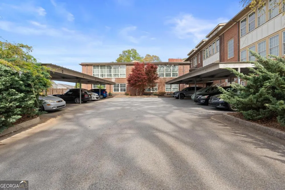 600 College ST Hapeville, GA 30354