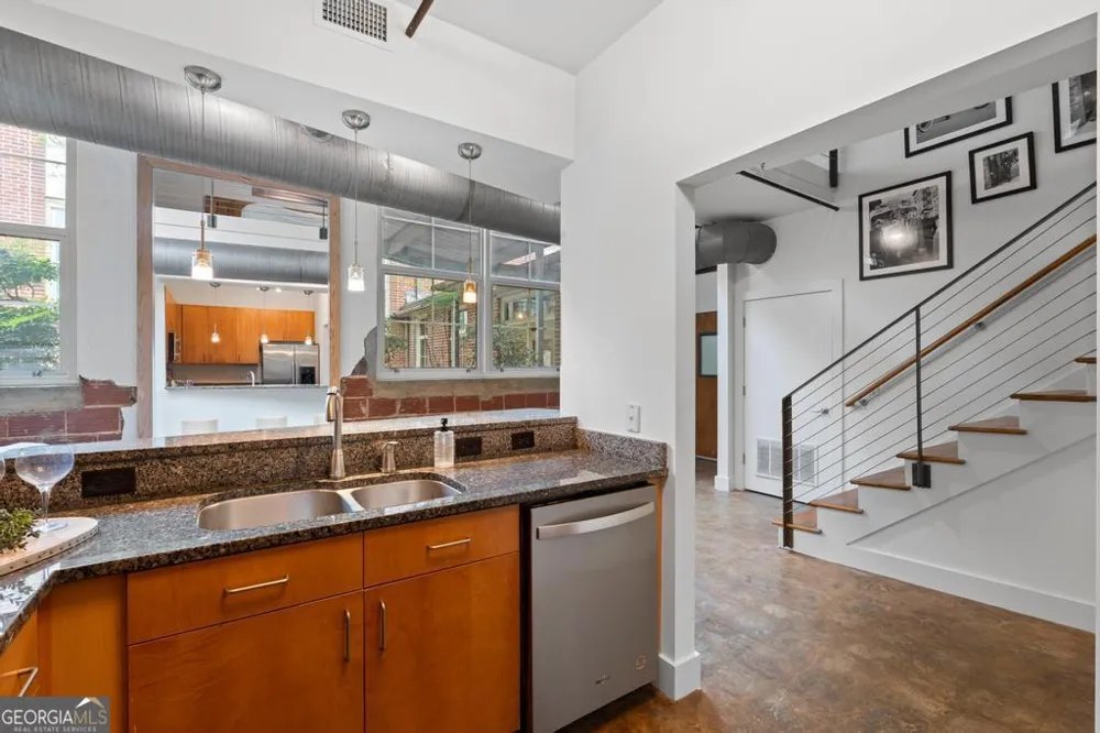 600 College ST Hapeville, GA 30354