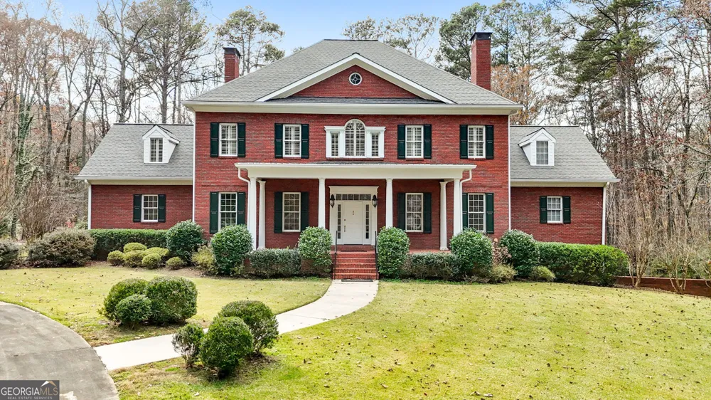 8467 Hearn RD Chattahoochee Hills, GA 30268