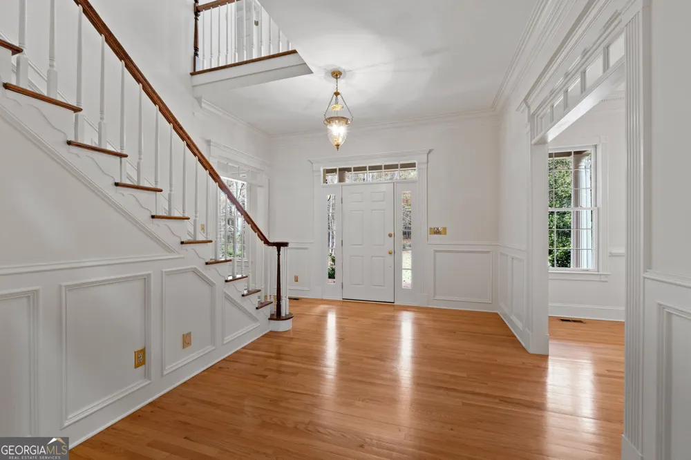 8467 Hearn RD Chattahoochee Hills, GA 30268