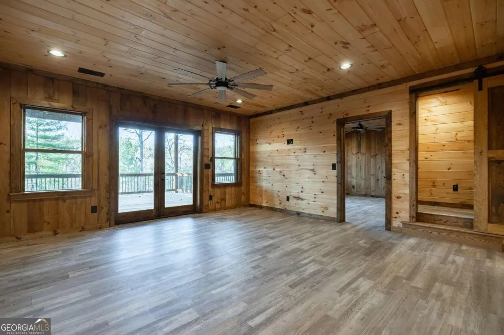 612 Kensington DR Mineral Bluff, GA 30559
