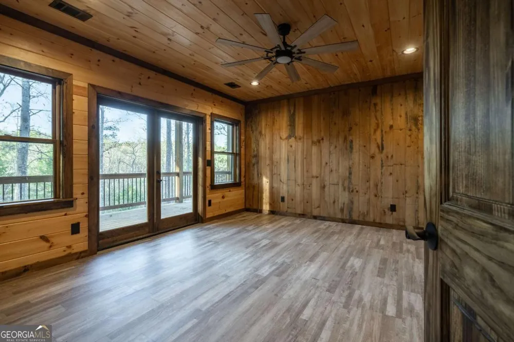 612 Kensington DR Mineral Bluff, GA 30559