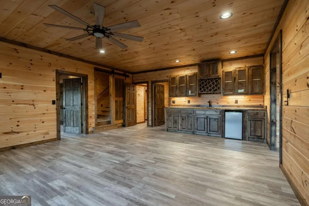 612 Kensington DR Mineral Bluff, GA 30559