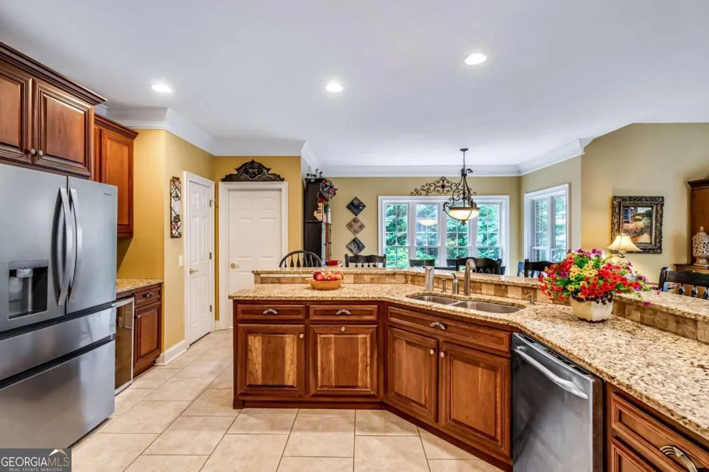 411 Overlook WAY Cohutta, GA 30710