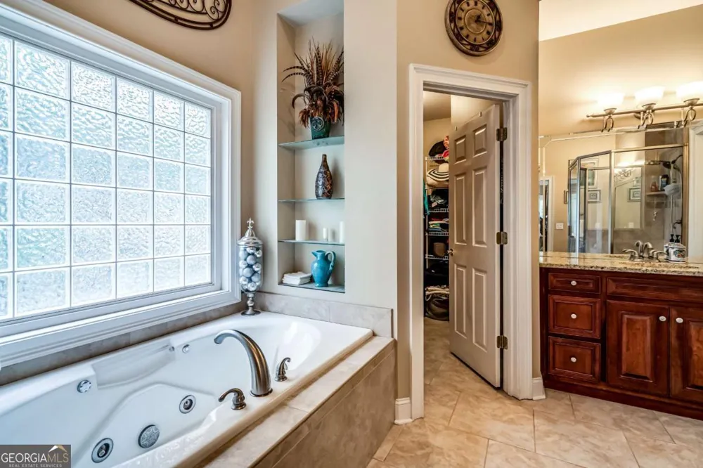 411 Overlook WAY Cohutta, GA 30710