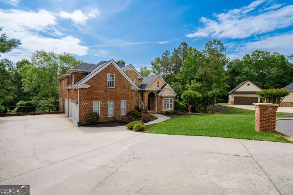 411 Overlook WAY Cohutta, GA 30710