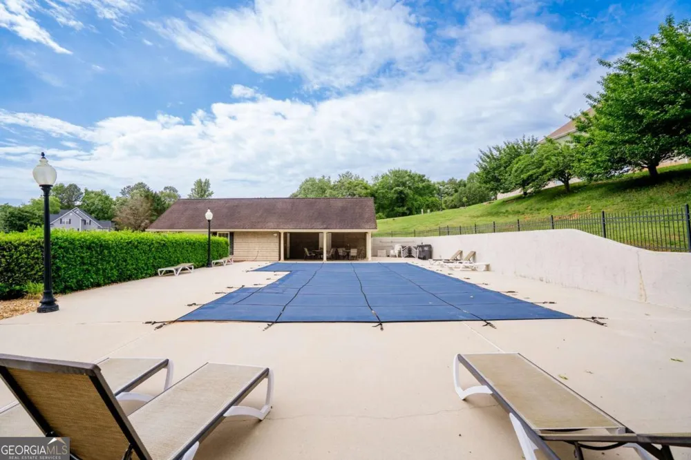 411 Overlook WAY Cohutta, GA 30710