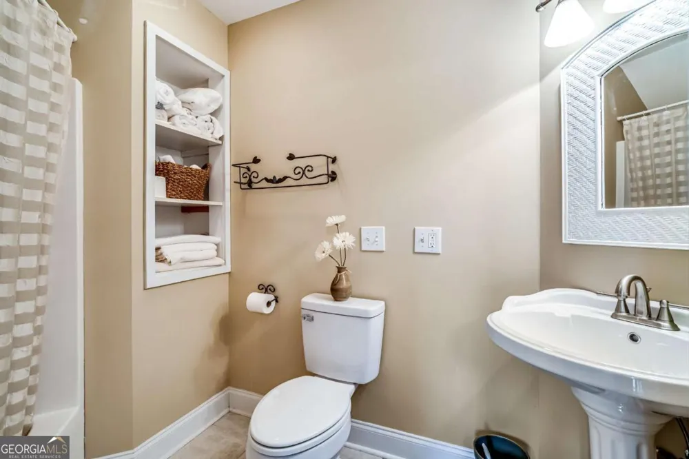 411 Overlook WAY Cohutta, GA 30710