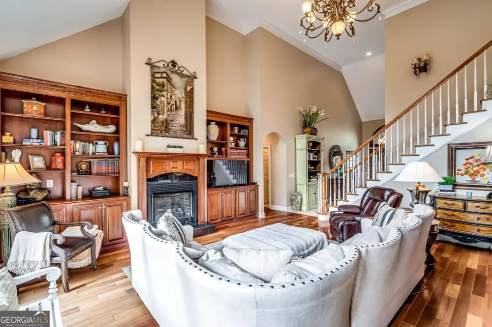 411 Overlook WAY Cohutta, GA 30710