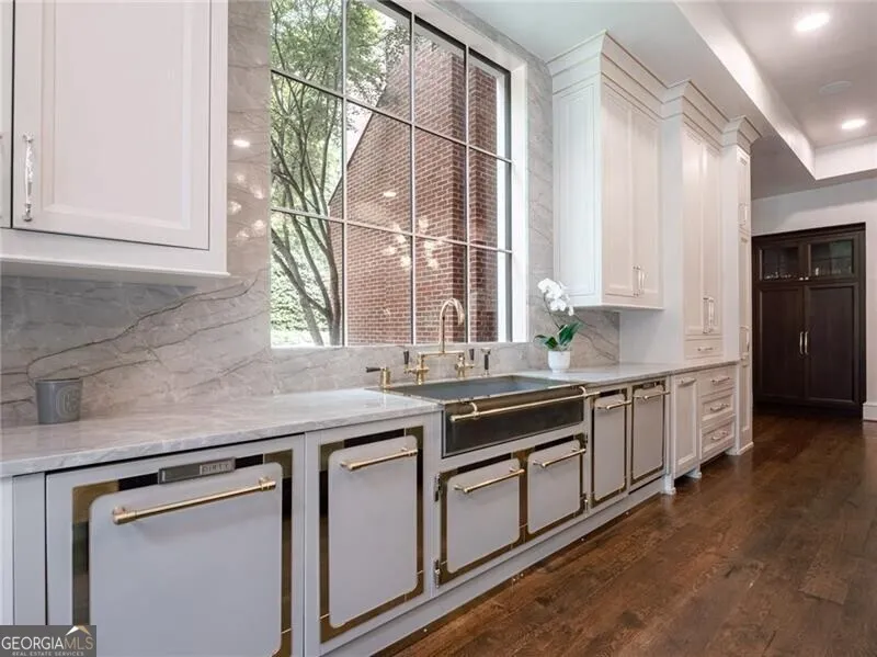 4615 Northside DR Atlanta, GA 30327