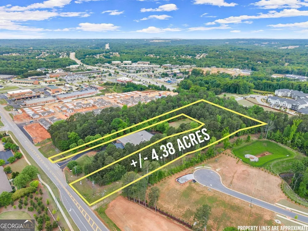 5378 Thompson Mill RD Hoschton, GA 30548