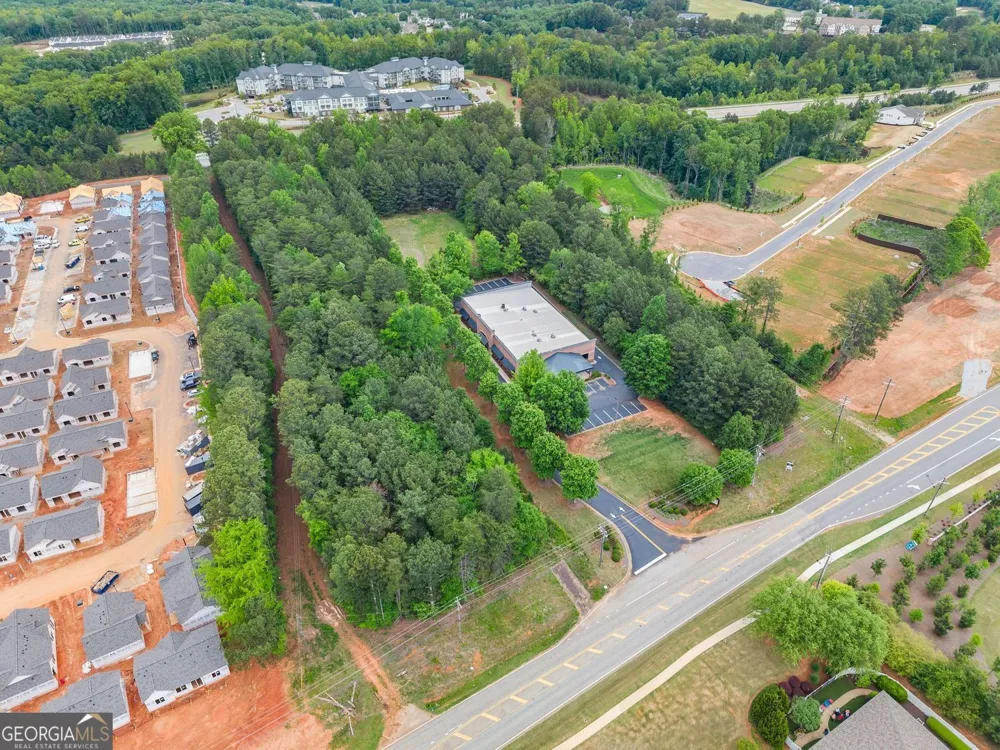 5378 Thompson Mill RD Hoschton, GA 30548