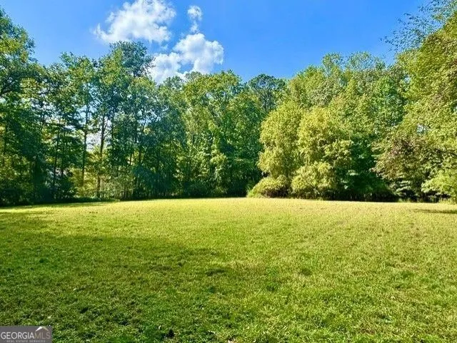 15575 Thompson RD Alpharetta, GA 30004