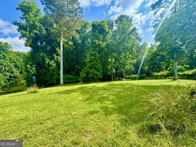 15575 Thompson RD Alpharetta, GA 30004